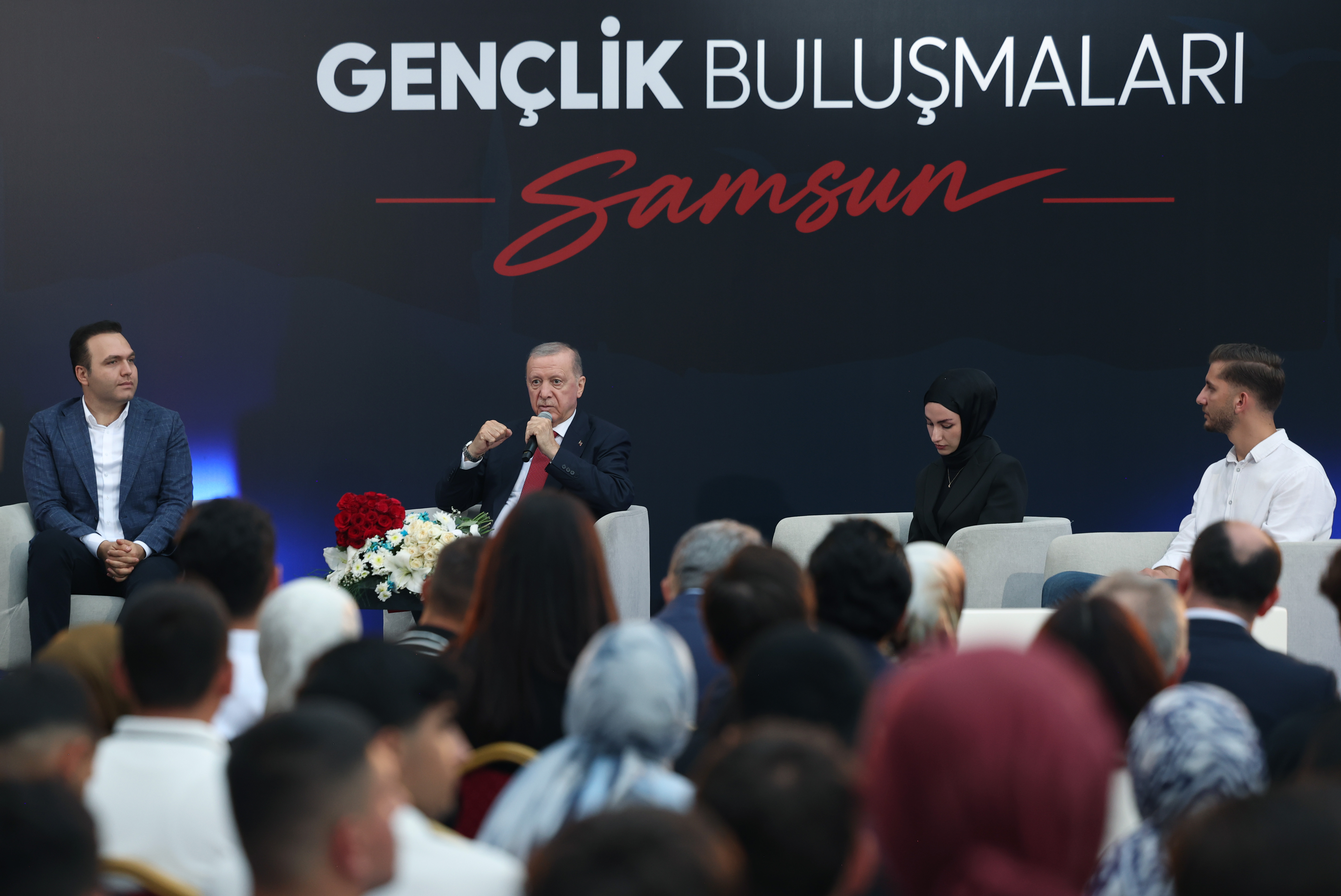 aa-20260914-42470590-42470583-cumhurbaskani-erdogan-samsunda-genclerle-bulustu.jpg
