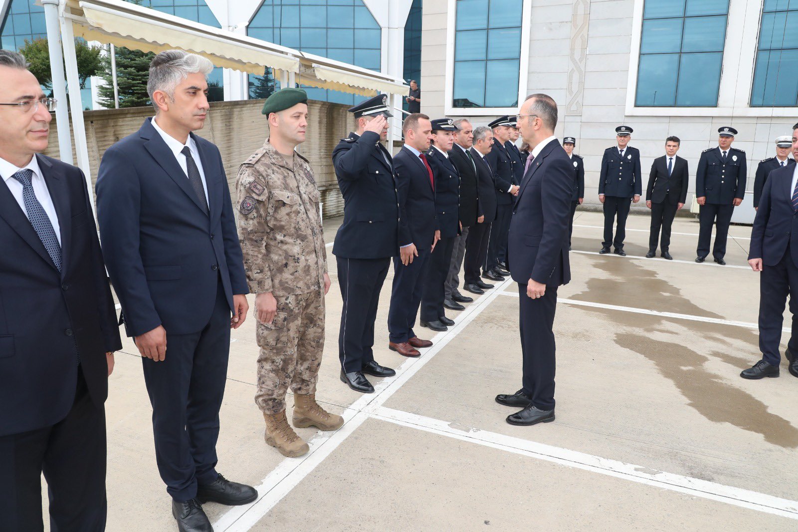 aa-20260929-42601645-42601643-samsun-emniyet-muduru-aydin-gorevine-basladi.jpg