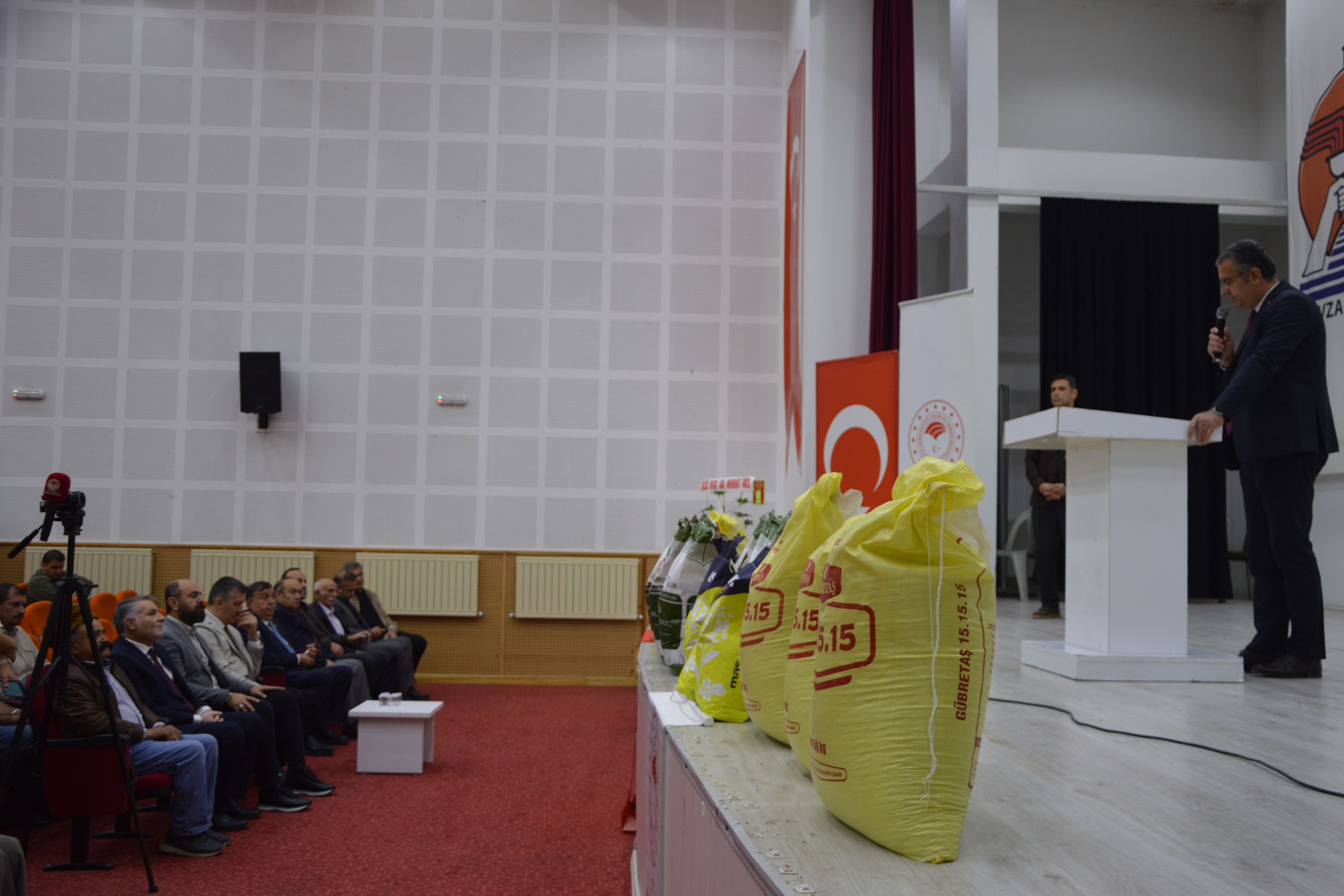 aa-20261012-42729901-42729895-samsunda-selden-etkilenen-ureticilere-bugday-ve-gubre-destegi.jpg