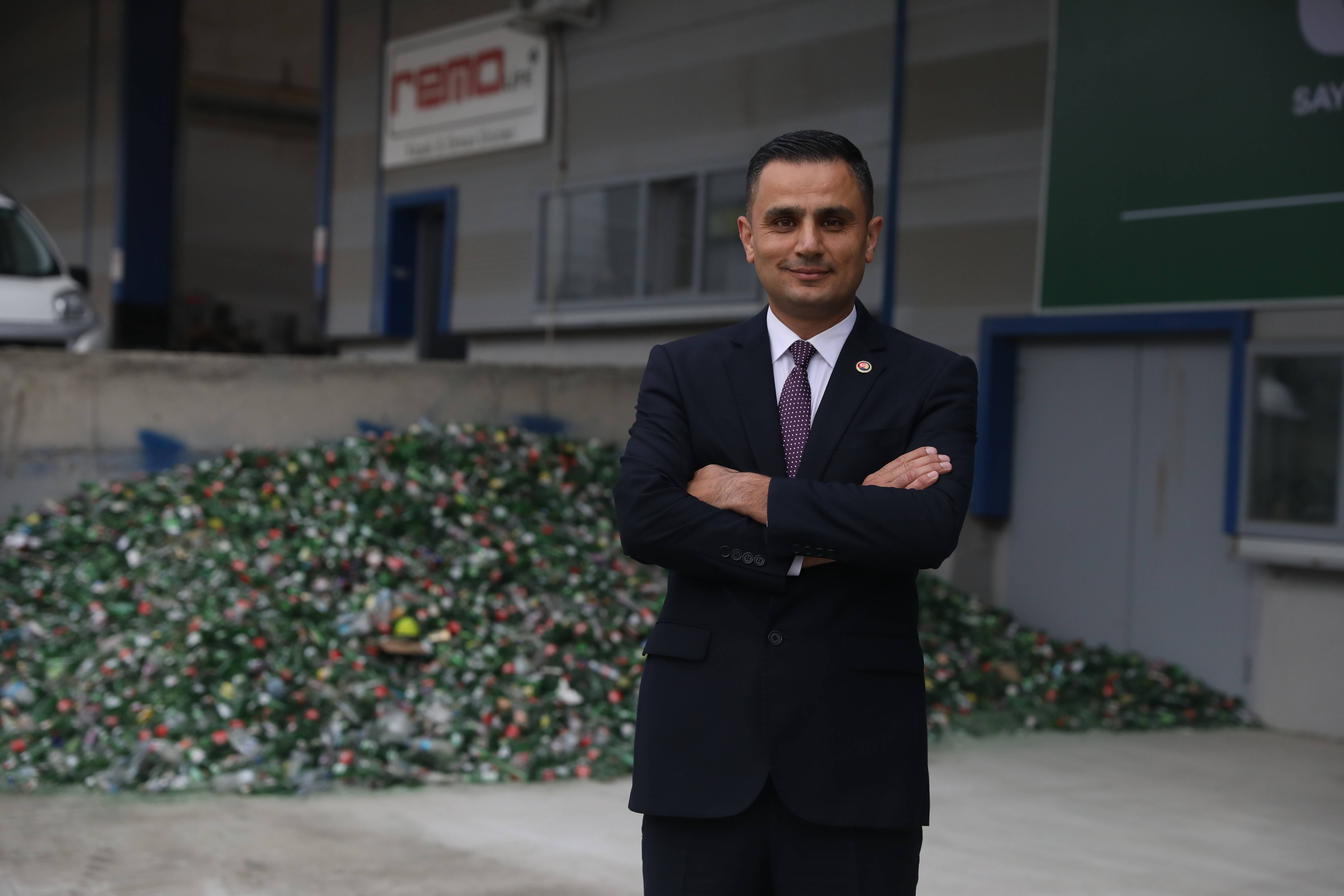 aa-20261016-42778127-42778123-samsunda-bir-kisi-35-ayda-100-bin-ambalaj-biriktirdi.jpg