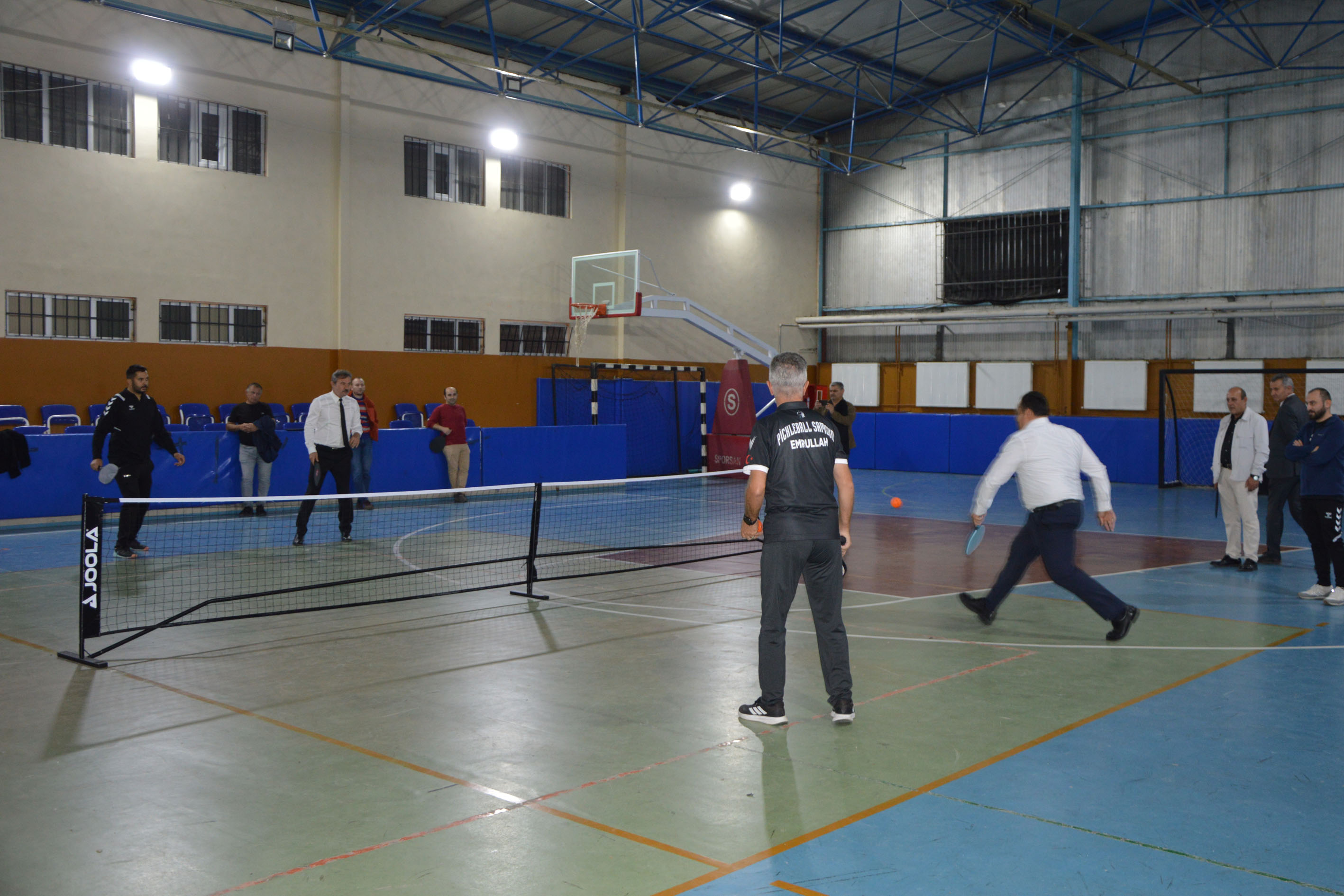 aa-20261021-42822782-42822779-havzada-ogretmenler-ile-kamu-personeline-pickleball-egitimi-verildi.jpg