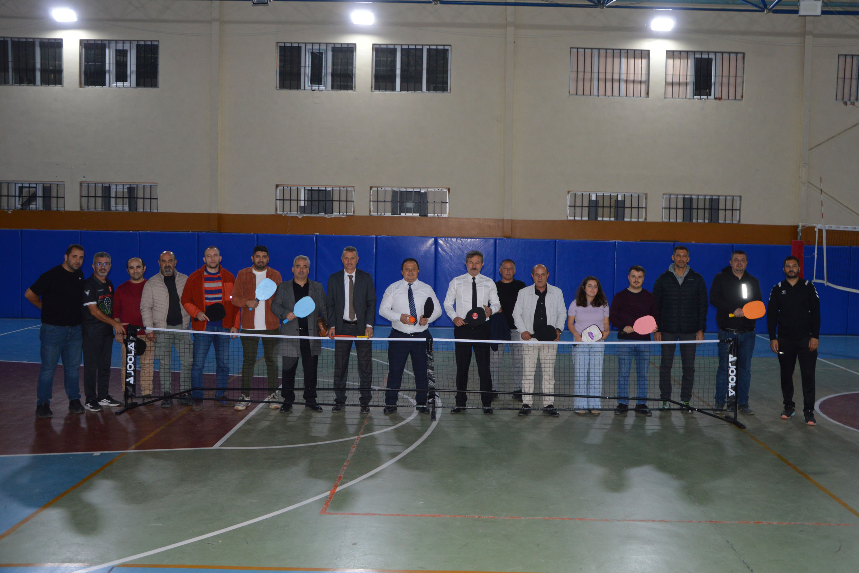 aa-20261021-42822782-42822781-havzada-ogretmenler-ile-kamu-personeline-pickleball-egitimi-verildi.jpg