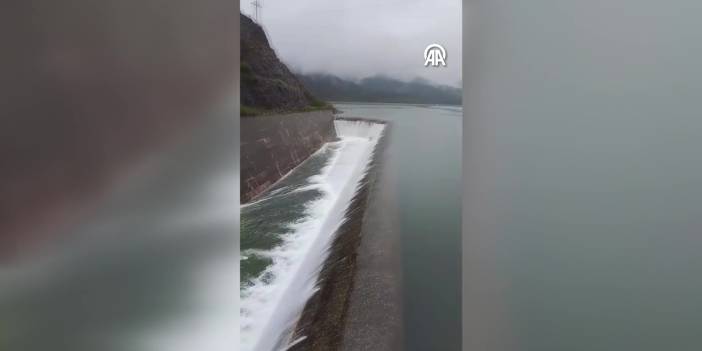 Taşkın riski bulunan Yeşilırmak Nehri görüntülendi